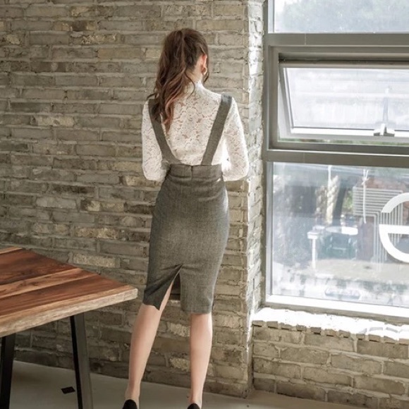 Overall skirt and lace blouse 2PCS SET white gray pencil skirt - Picture 3 of 4